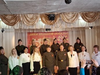 Фестиваль военно-патриотической песни «Споёмте, друзья!».